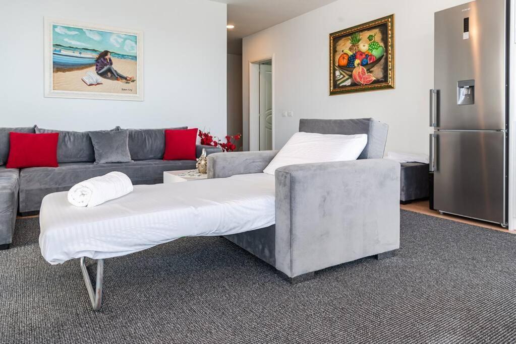 Seaview Luxury Suite By Ps Golem  Exterior photo